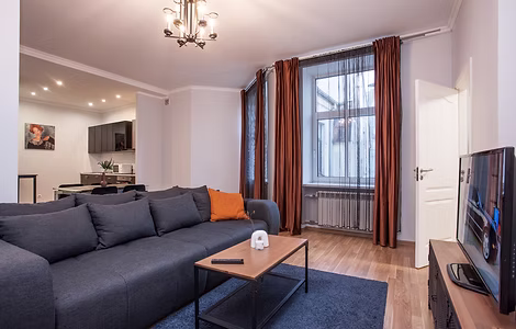 City Retreat — spacious 2-bedroom apartment at Gertrude's Residence, Riga